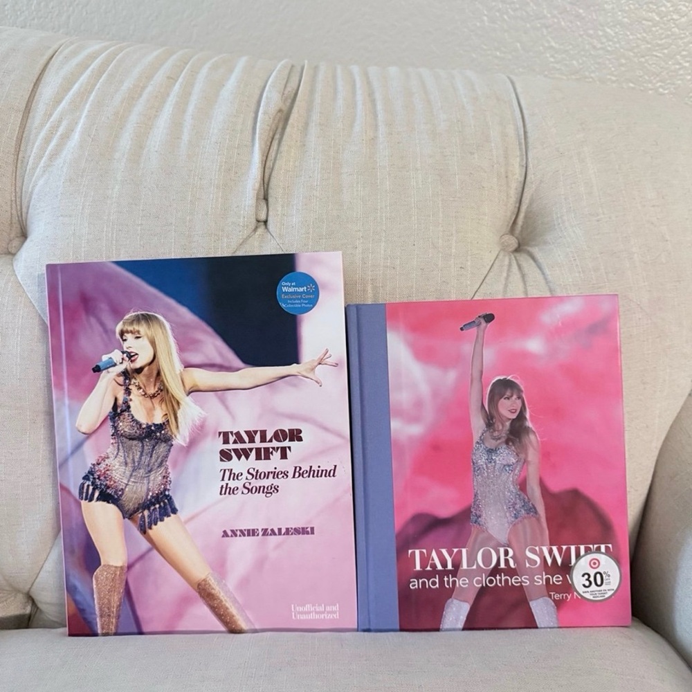 Target Taylor Swift Book duo
